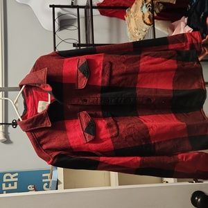 American Eagle men's Large Buffalo check button shirt